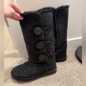 UGG Bailey Button Uggs in Black